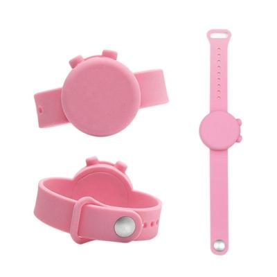 China Fashion Watch Wrist Band Holder Dispenser Bottle Gel Spray Rubber Wristband Wristband Hand Sanitizer Dispenser for sale