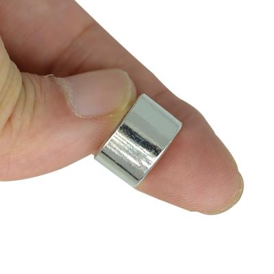 China Industrial Magnet Permanent Super Strong Neodymium Magnet N35 Magnetic Cylindrical for sale