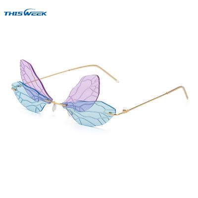 China Hot Sale Fashion Sunglasses Mix Colors Butterfly Wings Cosplay Party Vintage Y2k Awesome Sunglasses Women for sale