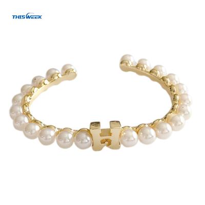 China New Fashion Simple Design TRENDY Baroque Pearl Wild Copper Gold Plated Adjustable Charm Bracelet for sale