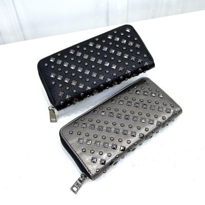 China Newest Designer Purse Women Rivet Clutch Bag Waterproof Custom Ladies Long Wallet Fashion for sale