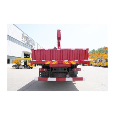 China TRUCK CRANE At A Waste Dongfeng 8 Ton Mounted Crane Boom Lift Hydraulic Valve Handler for sale