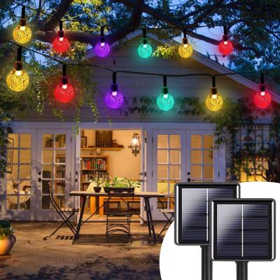 China Lâmpada solar redonda Lâmpadas de corda RGB à prova d'água Bola de cristal Lâmpadas de fada ao ar livre Lâmpada de jardim para decorar jardim doméstico à venda