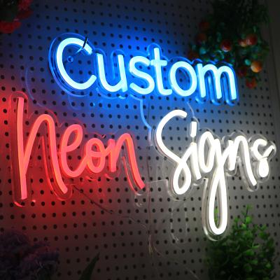 Cina Hot Selling Custom Neon Sign Decorative Led Neon Lights per festa di nozze Natale in vendita