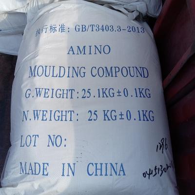 China La urea que moldea la resina compuesta pulveriza UMC A1 para la producción del vajilla de la melamina en venta