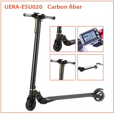 China Vespa motorizada plegamiento de la fibra de carbono equilibrio elegante del uno mismo de 5 pulgadas con pilas en venta