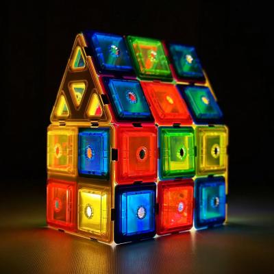 China 3d Magnetic Building Blocks House Shaped OEM Kids Educational Toys Free Sample for sale