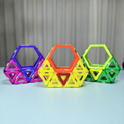 China OEM Magnetic Blocks Life Scene Shapes Dinner Bag Model Magnetic Shape Building Toy for sale