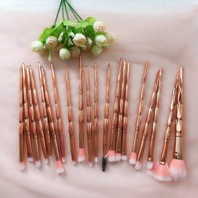 China Custom Logo 20 Pcs Professional Diamond Face Makeup Brush Set Colorful Beauty Makeup Brushes for sale