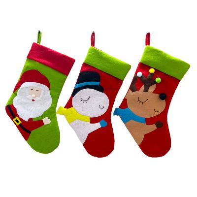 China 100% PL NON WOVEN TEXTILE Customized Christmas Retro Decor Christmas Home Socks Reindeer Socks for sale