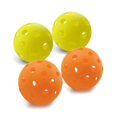 China Durable PE pickleball balls with 26 holes or 40 holes for sale