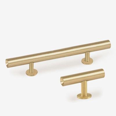 China Eclectic Furniture Handle Wooden Door Drawer Pull Wardrobe Cabinet Pulls Knobs Gold Hardware Brass Drawer Handle for sale