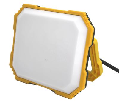 China Aluminum+PC Portable LED Work Light Outdoor Flood Light 30W 50W Waterproof IP65 With Power Plugs for sale