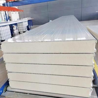 中国 50mm PU Sandwich Panel The Ideal Choice for a Durable and Long-lasting Construction 販売のため