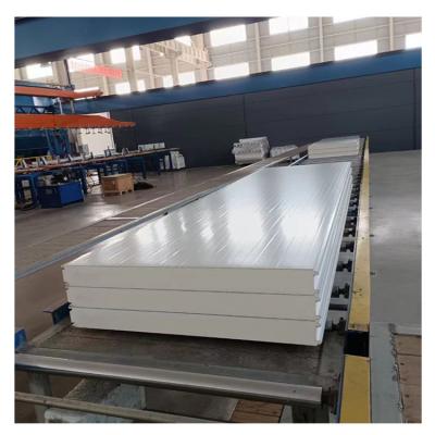 China Panel aislado de techo de metal PIR de pared PU para sala de frío Panel de sándwich de poliuretano de 50 mm en venta