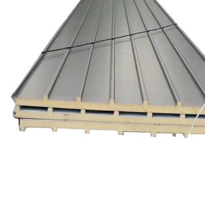 Cina Prezzi bassi Tetti isolanti termicamente da schiuma In alluminio PU Polyurethane Sandwich Panel Parete in vendita