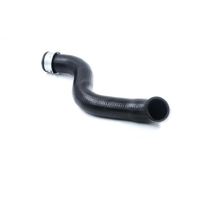 China Motors Car Engine Parts Radiator Coolant Black Rubber Flexible Hose For Mercedes Benz 2115010882 for sale