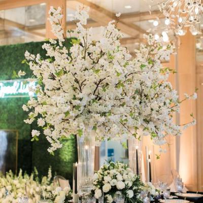 China Realistic Wedding Table Centerpiece Sakura Blossom Artificial Tree / Artificial Indoor Cherry Blossom Tree for sale