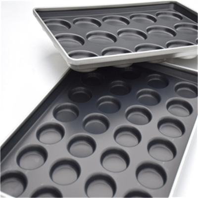 China RK Bakeware China Foodservice 2.5 Inch Nonstick Mini Hamburger Bun Tray for sale