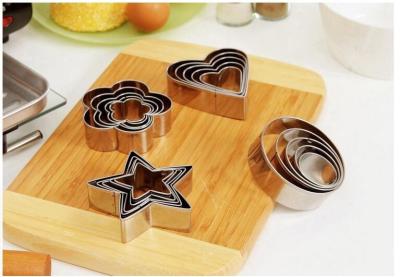 China RK Bakeware China Foodservice NSF Stainless Steel Cake Mold Cookie Cutter Mousse Ring For Baking Tools zu verkaufen