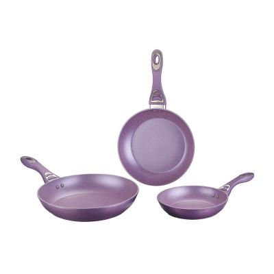 China Cute Induction cooker group aluminum cooking cooker non stick pan size purple frying pan suit cookware sets à venda