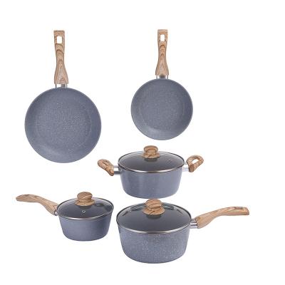 China Sustainable Aluminum 5-piece non stick kitchenware household kitchen cooking pan and pan set à venda