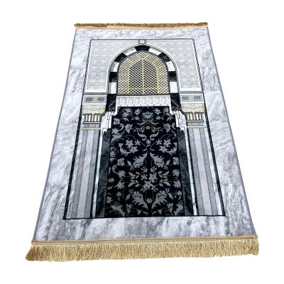 China Anti Slip Backing Raschel Prayer Blanket Islam Prayer Mat For Muslims for sale