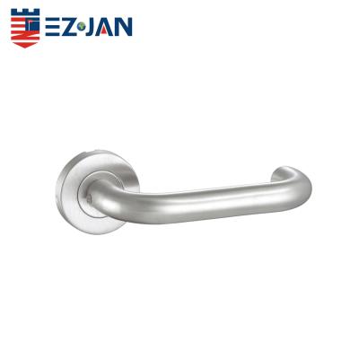 China With Double Curvature Back Cavity Spring 304 Stainless Steel Bend Slot Horn Door Handle European Standard Door Handle for sale