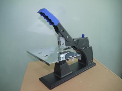 Κίνα 3.2kg SH-03 βαρέων καθηκόντων Stapler σελών χρώμιο που καλύπτεται/μηχανισμός φόρτωσης ανοίξεων προς πώληση