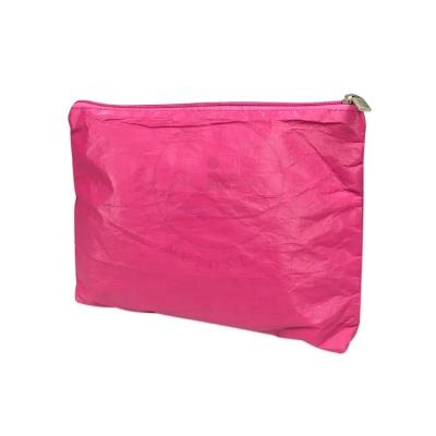 China Professional Custom Travel Tyvek Pouch Makeup Waterproof Paper Cosmetic Bag Eco-friendly for sale