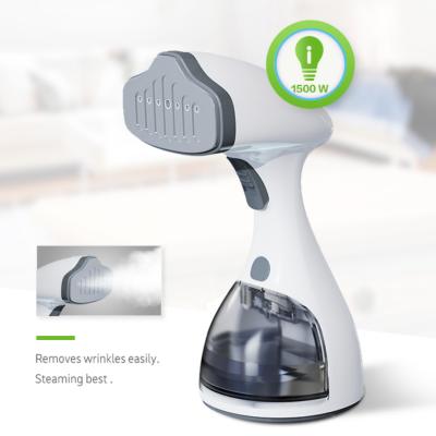 China Hotel No Water Jet Handheld Garment Steamer 1500W Powerful Portable Clothes Steamer With 320ML One-Button Disassembly Water Tank for sale