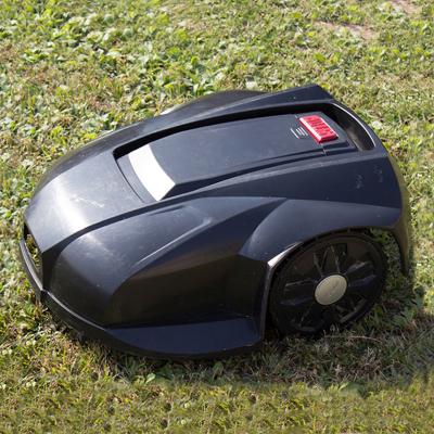 China 2018 Hot Selling High Quality YB-CC150 High Quality Remote Control Portable Robot Lawn Mower Garden Grass Cutting Machine for sale