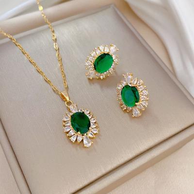 China Vintage CLASSIC Custom Made Luxury Jewelry Sets 18K Gold Plated Stainless Steel Emerald Zircon Inlaynecklace Oval Chain Earrings Set for sale