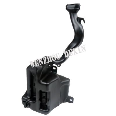 China #2468690120 #2468690020 Vehicles Auto Parts Auxiliary Cooling System Expansion Wiper Plastic Reservoir For 246 for sale