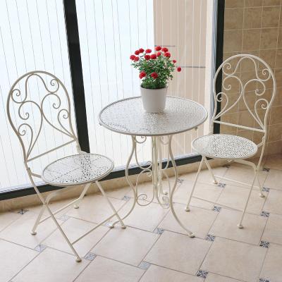 China Weather-Resistant Indoor Outdoor Farmhouse Metal Iron Folding Table And Chairs Furniture Set for sale