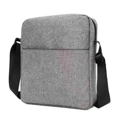 China Large Capacity Sports Fashion Adjustable Zippered Lightweight Messenger Bag Closed Strap Cross Strap - Body Bag Man or Woman for sale