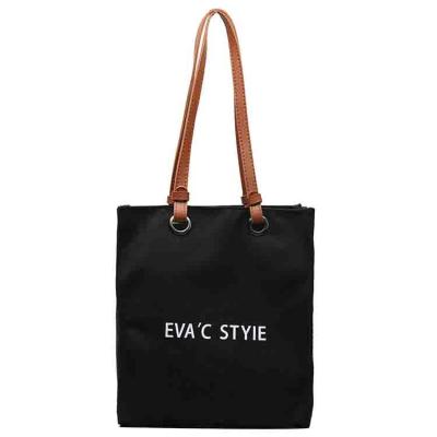 China Custom Reusable Large Capacity Reusable Simple Fashion Student Canvas Shopping Bag Woman Canvas Handbag for sale