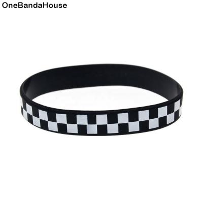 China 50pcs Punk Printed Plaid Punk Style Silicone Bracelet For Music Fans for sale