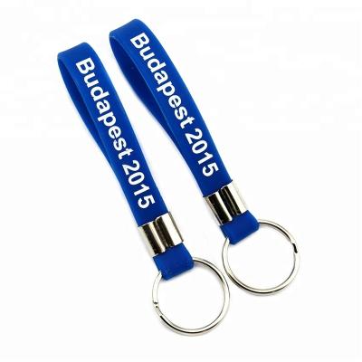 China Simple Personalized Design Promotional Silicone Wristband Keyholder Key Chain for sale