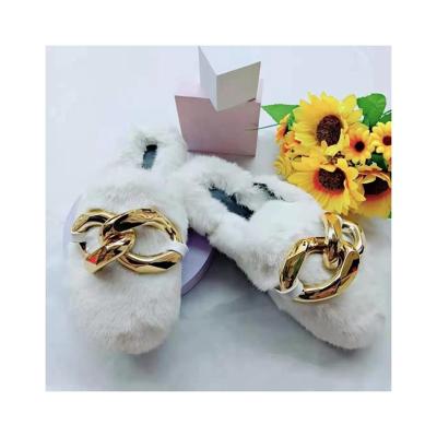 China Fashion Trend Autumn Winter Indoor White Soft Warm Luxury Fluffy Slippers For Women for sale