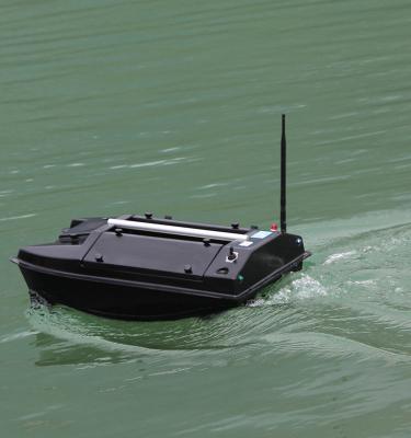 China HYZ600 sea fishing rod bait boat rc boat for fishing on lake for sale