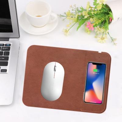 China Custom Logo 15W 3 Times Computer Mouse Pad PU Leather Qi Wireless Charging Mouse Pad Cell Phone 3 Times For Iphone for sale