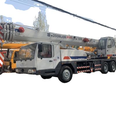 China CRANE TRUCK High Performance XCMG employed 80 Ton Crane Truck for construction for sale