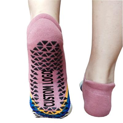 China Anti Slip Cotton Yoga Socks Sporty Athletic Women Slip Resistant Trampoline Grip Knocks Non Slip For Pilates for sale