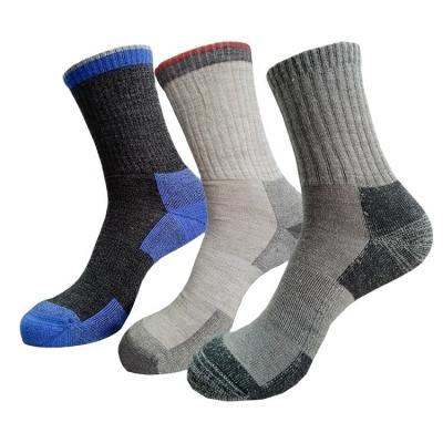 China Outdoor Sportful Growing Length Winter Crew Length Cycling Wool Antibacterial Antibacterial Camping Soft Merino Thermal Loop Knitted Socks for sale