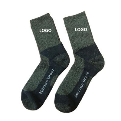 China Custom High Quality Knitted Adult Antibacterial Socks Winter Sport Wool Warming Merino Wool Hunting Thermal Socks for sale