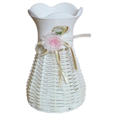 China Plastic Artificial Flower Basket Rattan Vase Wedding Decoration Flower Basket Vase for sale