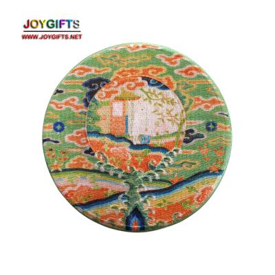 China custom 3D embroidery patches with merrow border and iron backing for sale