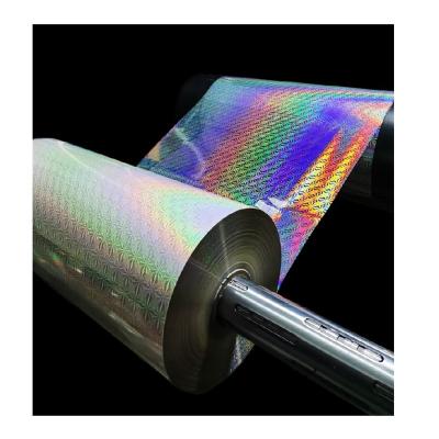 China Factory Supply Moisture Proof In China Plastic Wrap Roll Film Transparent Cold Laminate Laser Laminate Conforms Holographic Film for sale