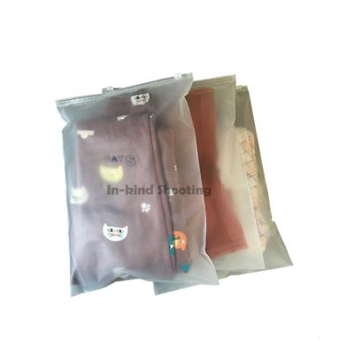 China Opaque Moisture Proof Thick Opaque Moisture Proof Packaging Zipper Bag Clear Zipper Bags Garment Bags With Zipper for sale